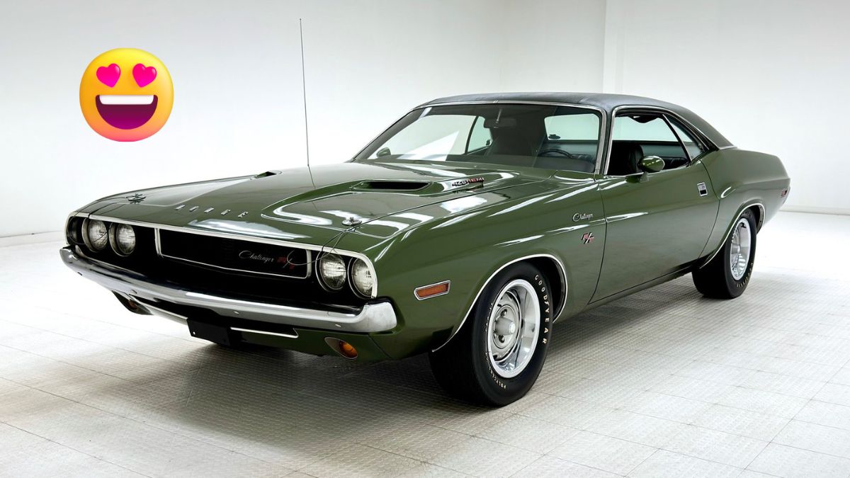 Dodge Challenger Car