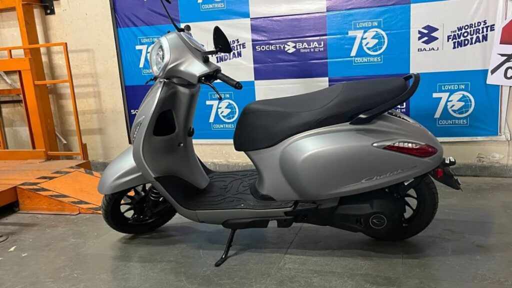 Bajaj Chetak 3001