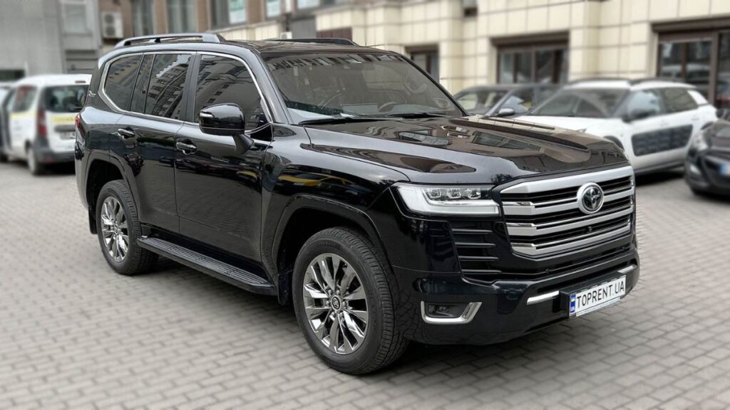 Toyota Land Cruiser 300